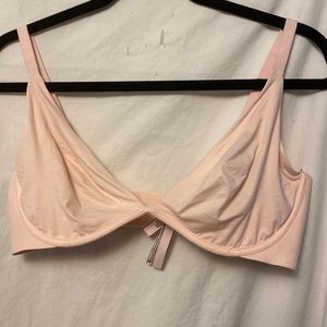 Incredible Victoria secret pink bra